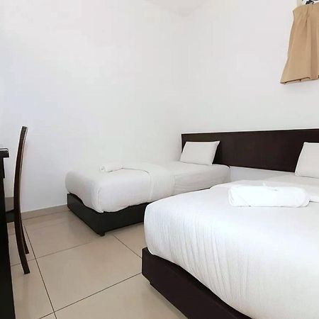 Hotel Alam Indi Johor Bahru Exteriér fotografie